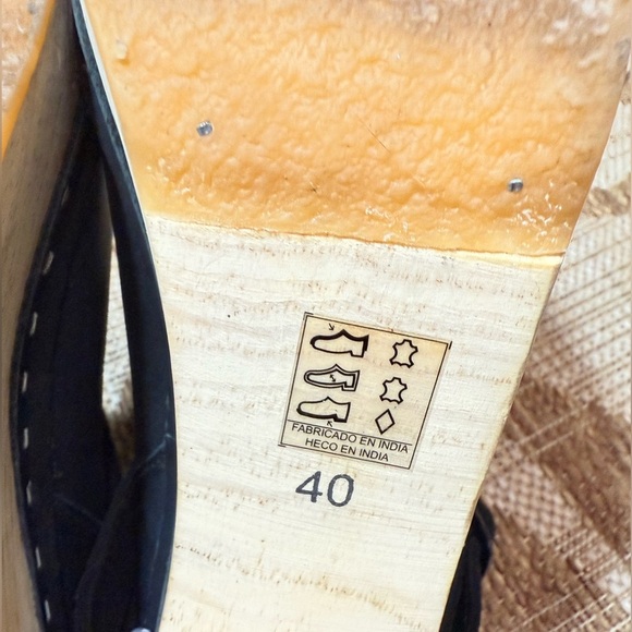 FREE PEOPLE Bungalow Clog Ankle Boot, size 9.5/euro 40 - Picture 15 of 15